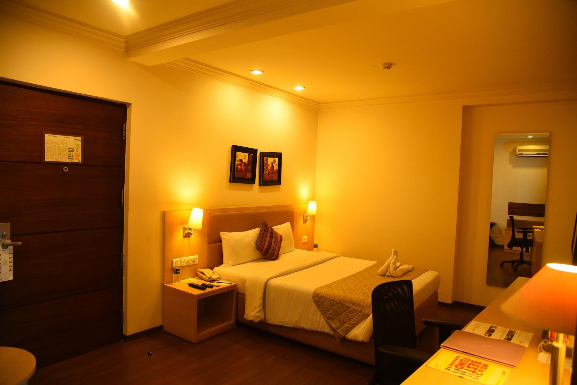 Royal Orchid Suites Whitefield Bangalore Extérieur photo