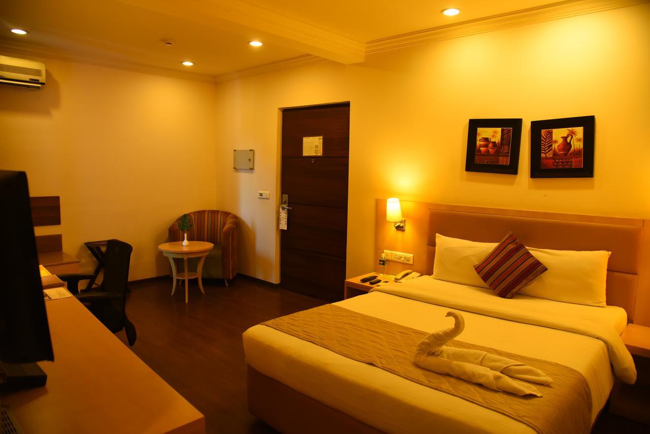 Royal Orchid Suites Whitefield Bangalore Extérieur photo