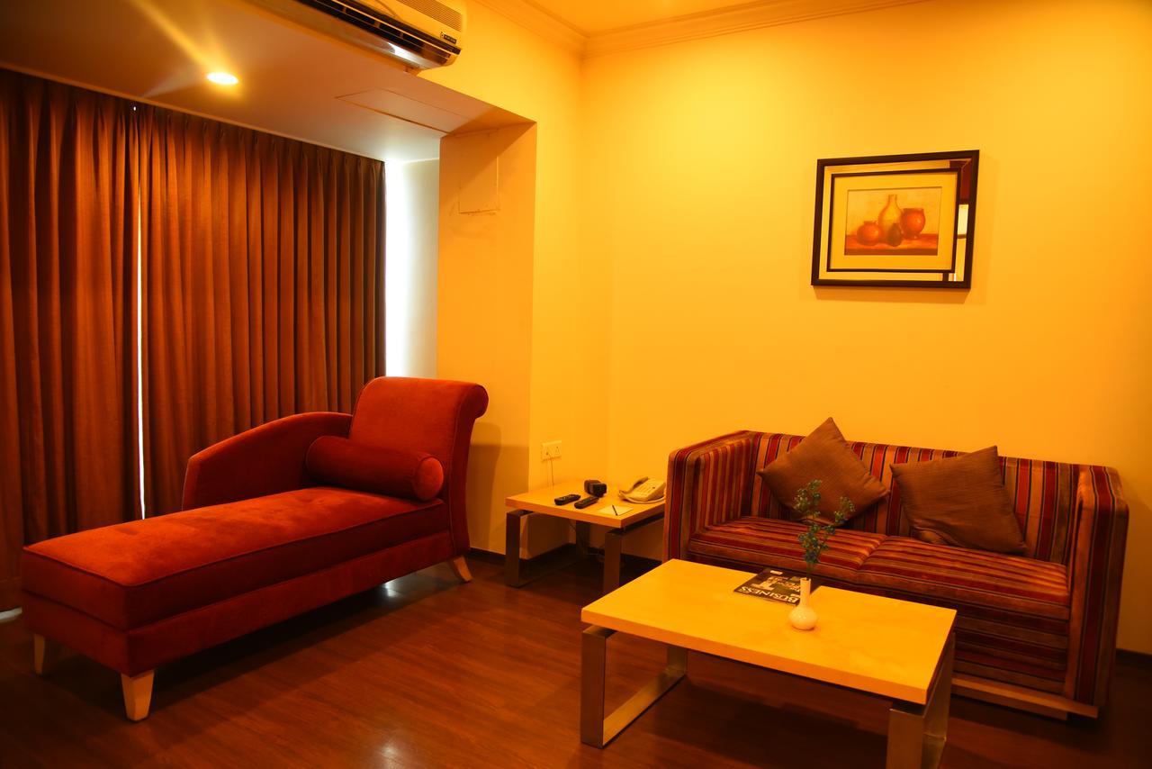 Royal Orchid Suites Whitefield Bangalore Extérieur photo